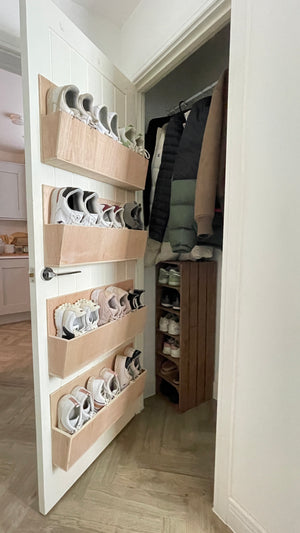 
            
                Load image into Gallery viewer, Shoe rack, hardwood wall or door mounted shoe rack - lightweight - free delivery - fully enclosed back
            
        