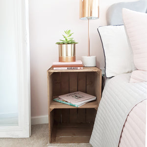 BEDSIDE TABLE - RUSTIC APPLE CRATE - Night stand